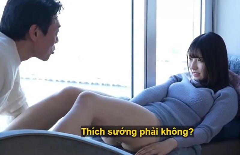 Cuộc chạm trán giữa bác trai và cô minh tinh trẻ tuổi mới chân ướt chân ráo tại nhà nghỉ sang trọng.
